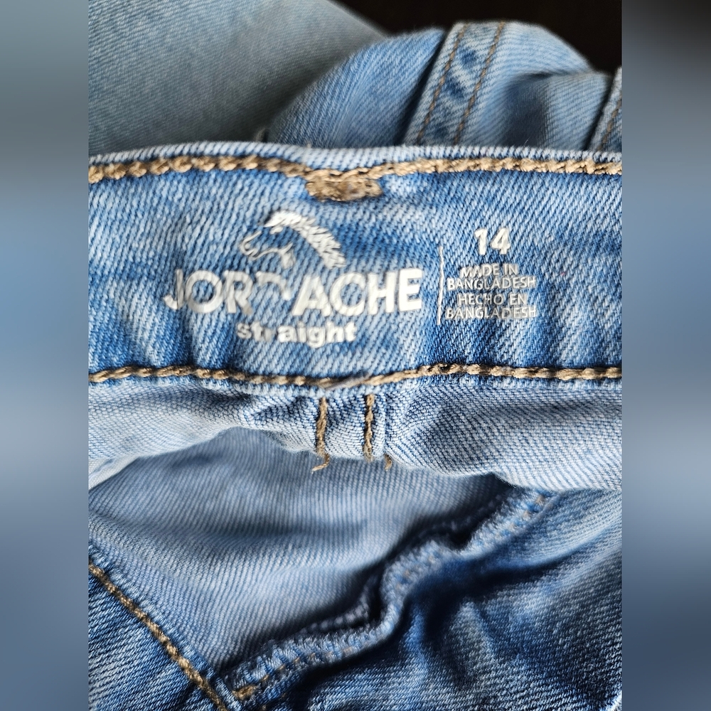 Light Blue Distressed Straight legWomen’s Jeans - Picture 16 of 16